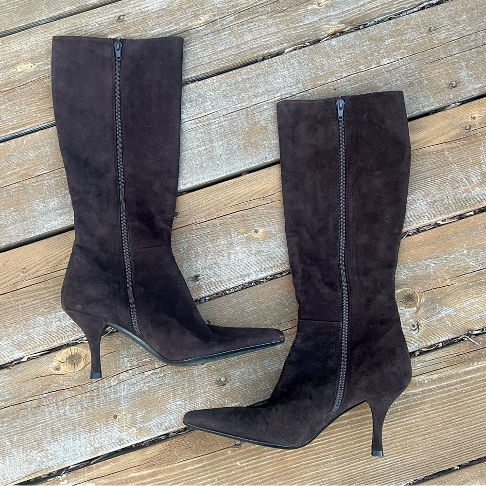 7.5 Stuart Weitzman Pointed Toe Knee High Brown Suede Dress Boots